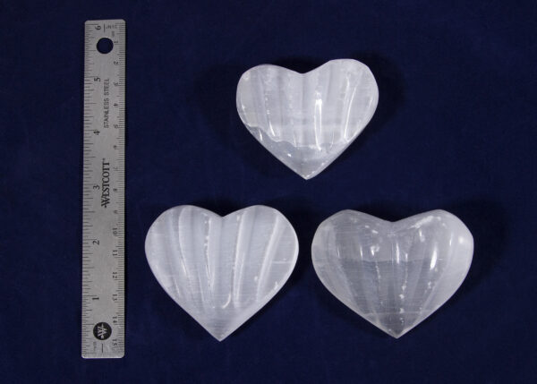 Selenite Massage Hearts - Image 7