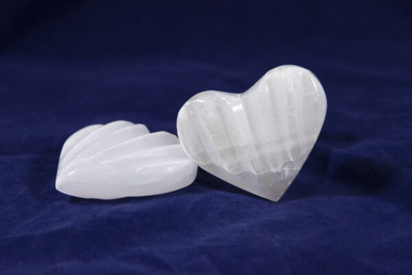 Selenite Massage Hearts - Image 4