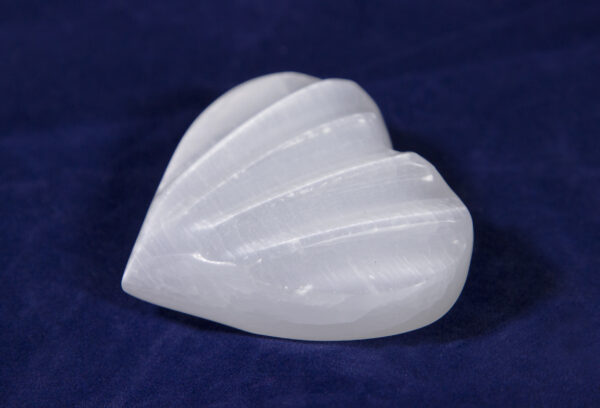 Selenite Massage Hearts - Image 6